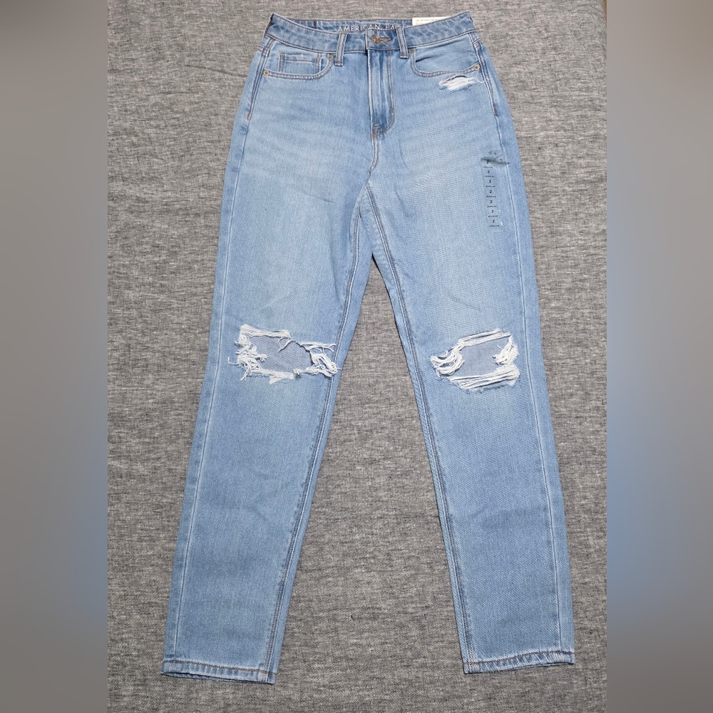 American Eagle Mom Jeans 2R